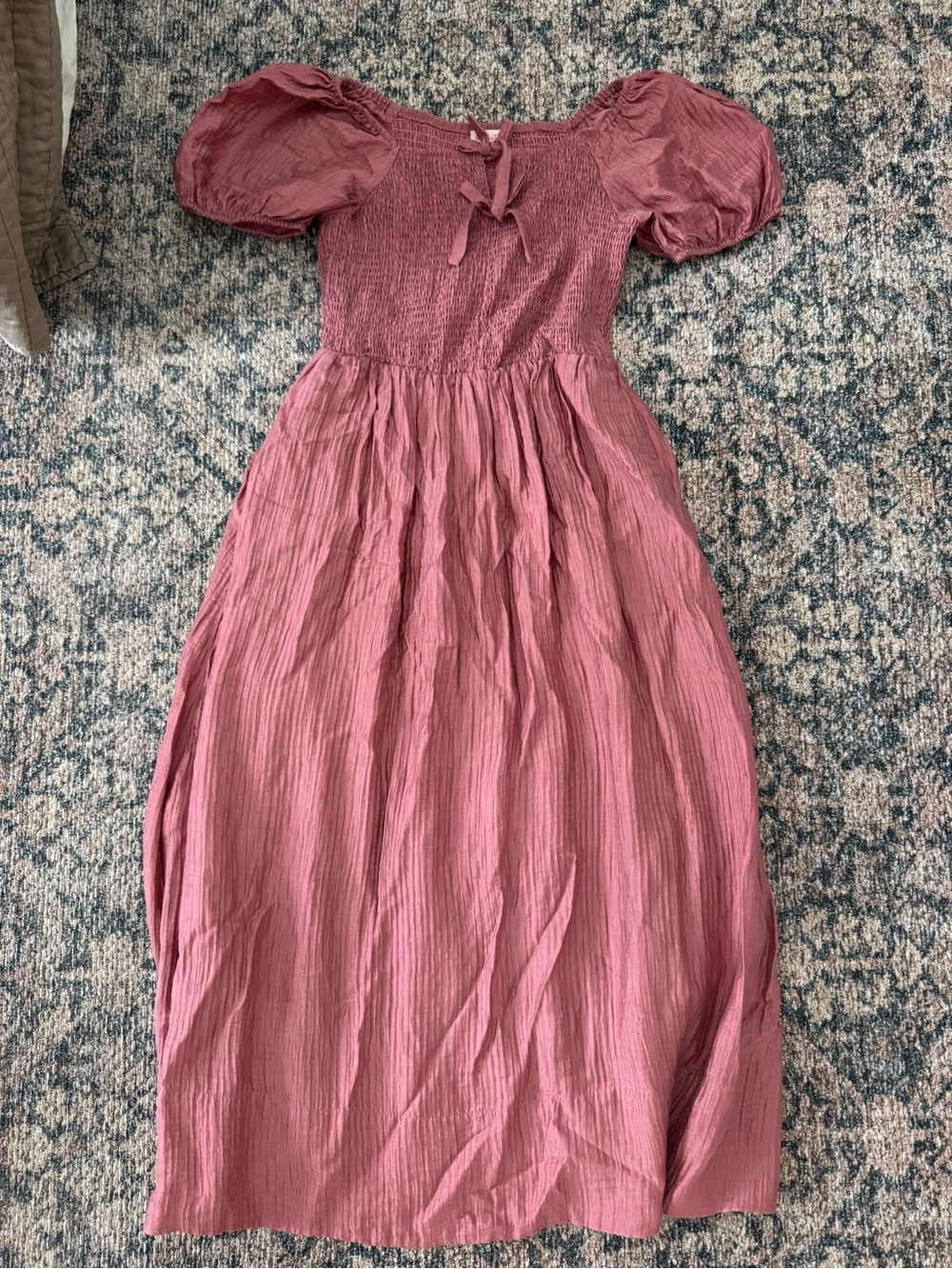 Womens Ivy City Smocked Midi Dress NWOT